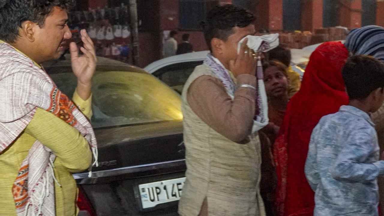 Chaos in hospital after loved ones lost in blast near Red Fort in Delhi