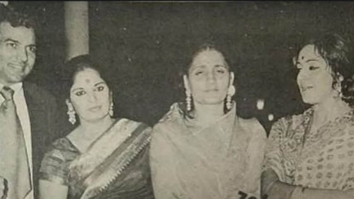 When Prakash Kaur Hema Malini Came Together Know Sunny-Bobby Bond With Their Stepmother