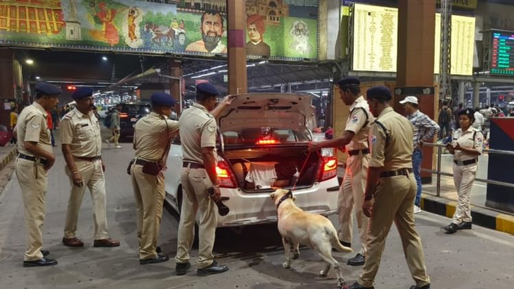 বেঙ্গল: হাই অ্যালার্টে কলকাতা, ইস্টার্ন রেলওয়েও হাই অ্যালার্ট, কুইক রেসপন্স টিম গঠন