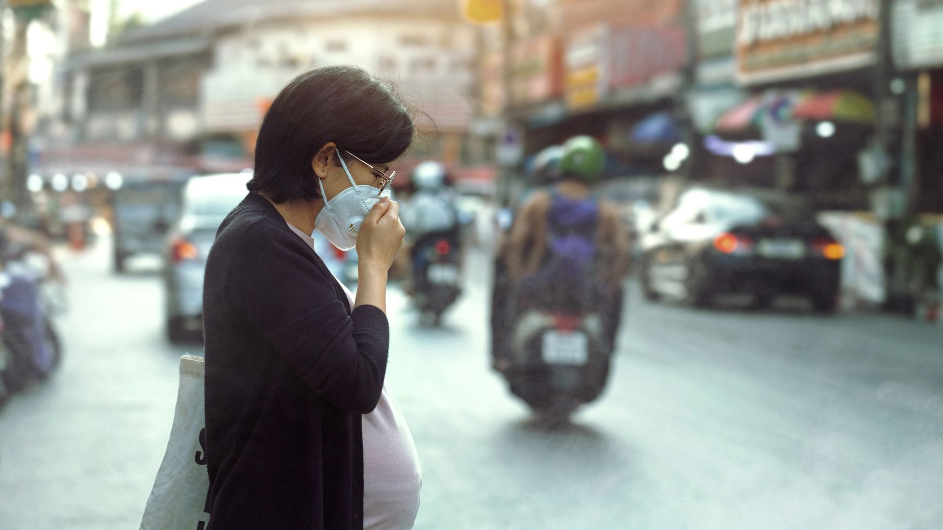 National Pollution Control Day AQI still exceeds 400 in Delhi NCR avoid these careless behaviors