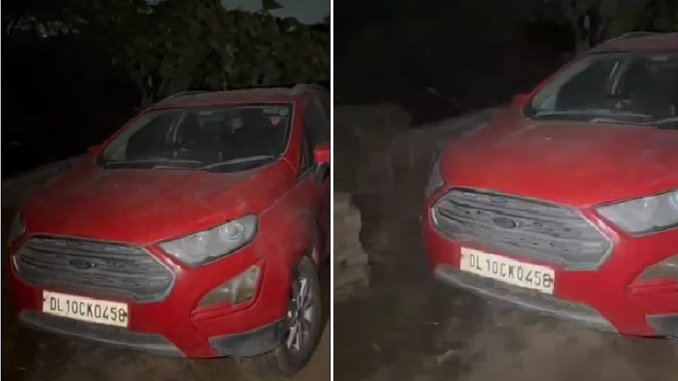 Delhi blast Red Fort bomb blast case Agencies hunt for missing third car linked to suspects