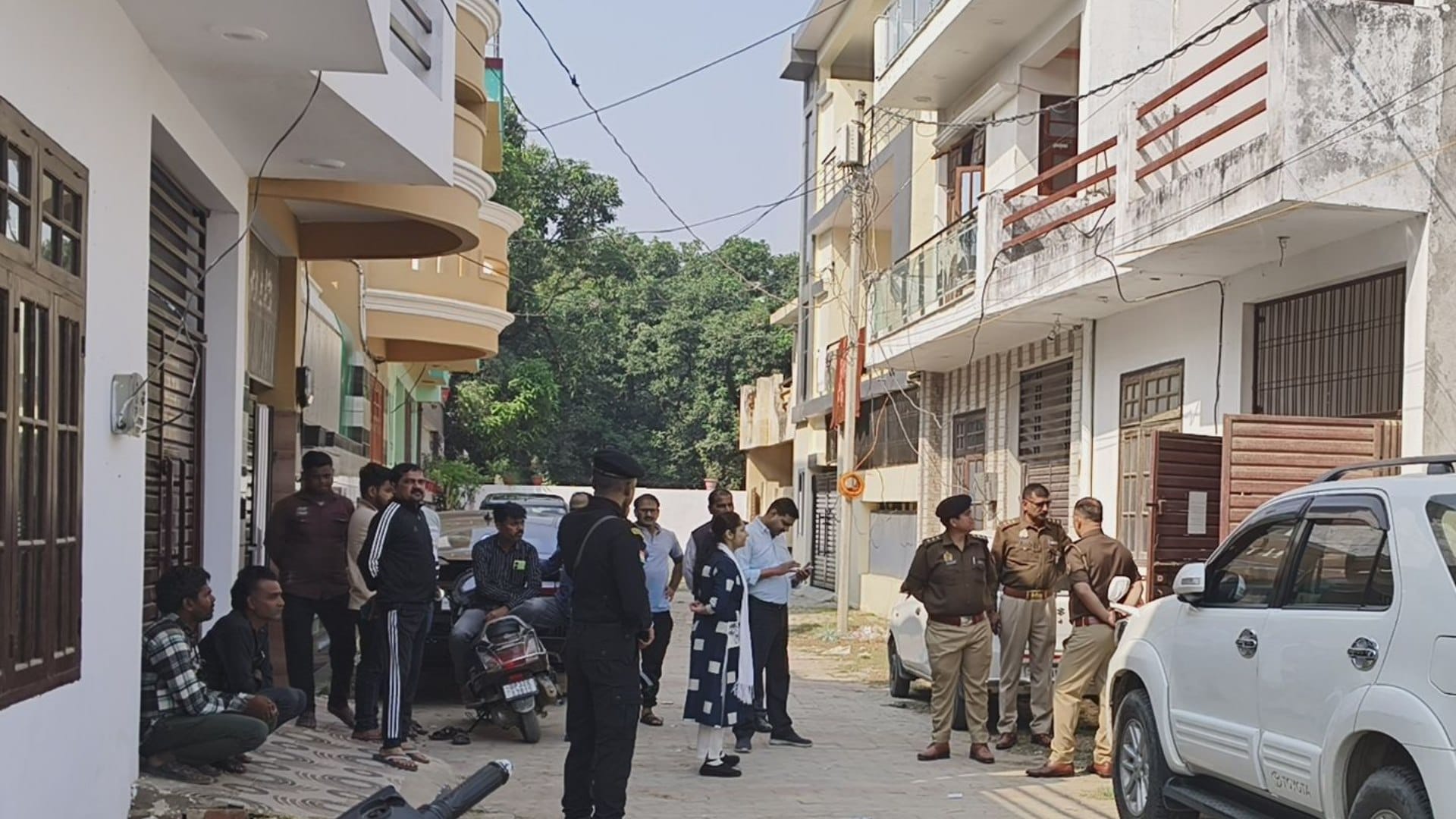 ATS and police teams investigate house of Dr Parvez Ansari in Madiyaon Lucknow.