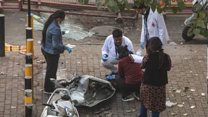 Terrorist Incident: Blast wave ruptures eardrums, lungs and intestines