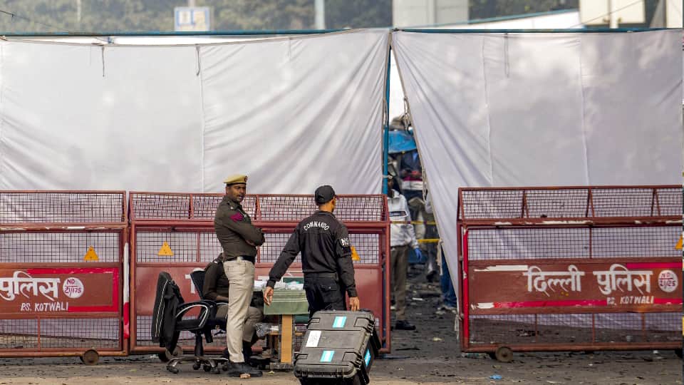 Delhi Blast severed hand found some distance away from Delhi blast site recovered from roof of a toilet