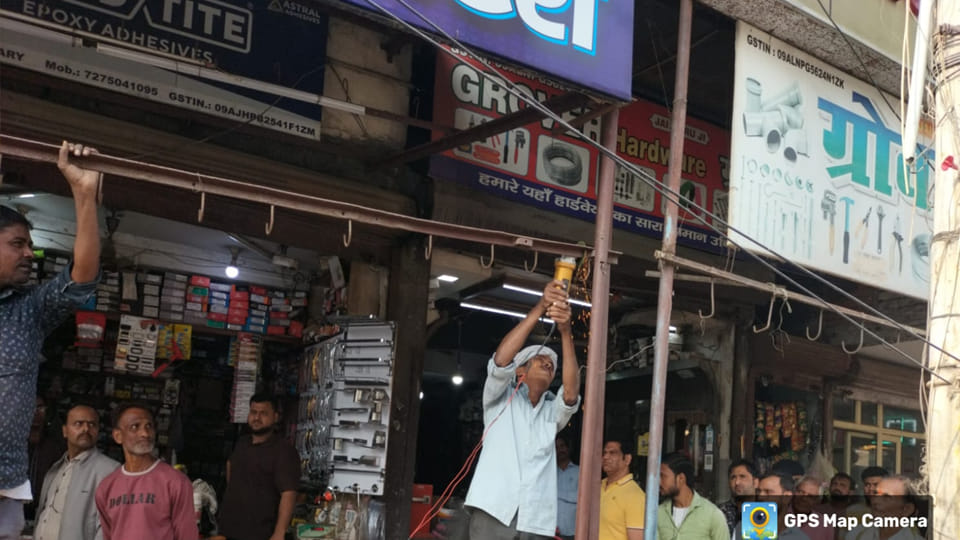 Kanpur: Encroachment removed at Gumti No. 5