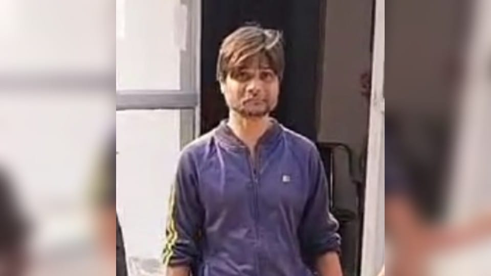 accused who threatened to carry out bomb blast in Firozabad was arrested