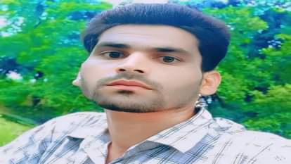 Bike rider dies after being hit by JCB in Shahjahanpur