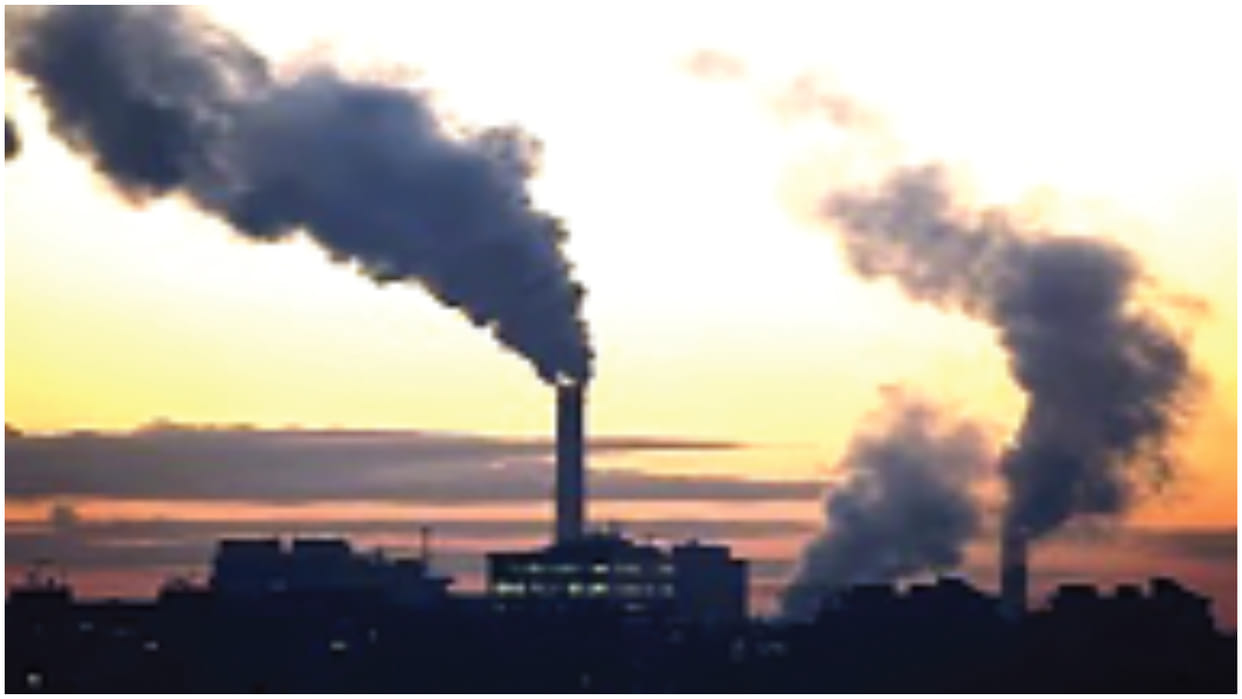 lifestyles and investments of  wealthy cause more pollution than total emissions of 118 countries