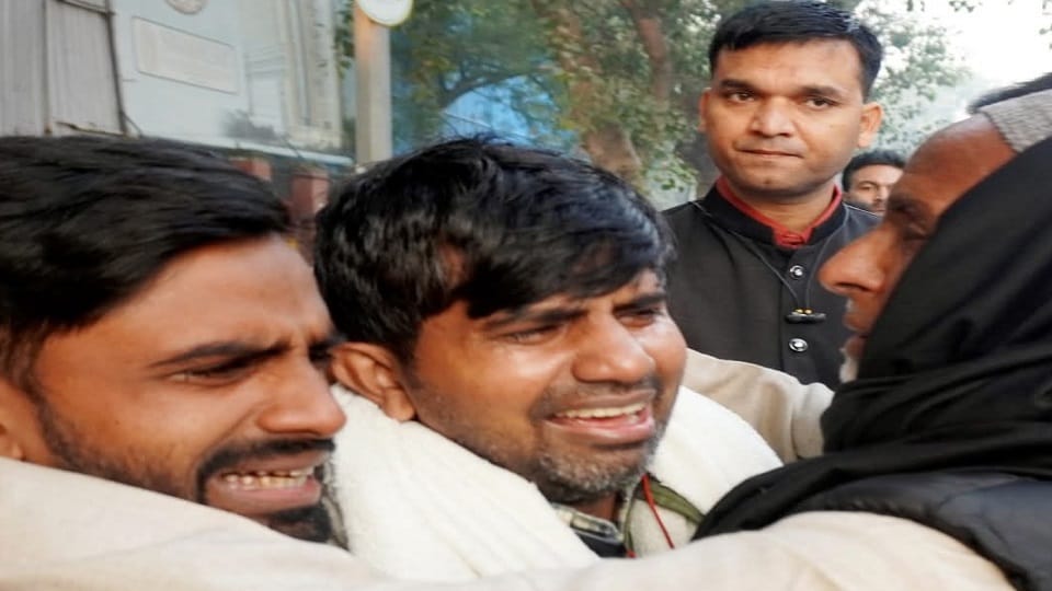 Delhi Blast: Noman dead, brother Aman on ventilator, uncle Mehboob expresses grief, said this