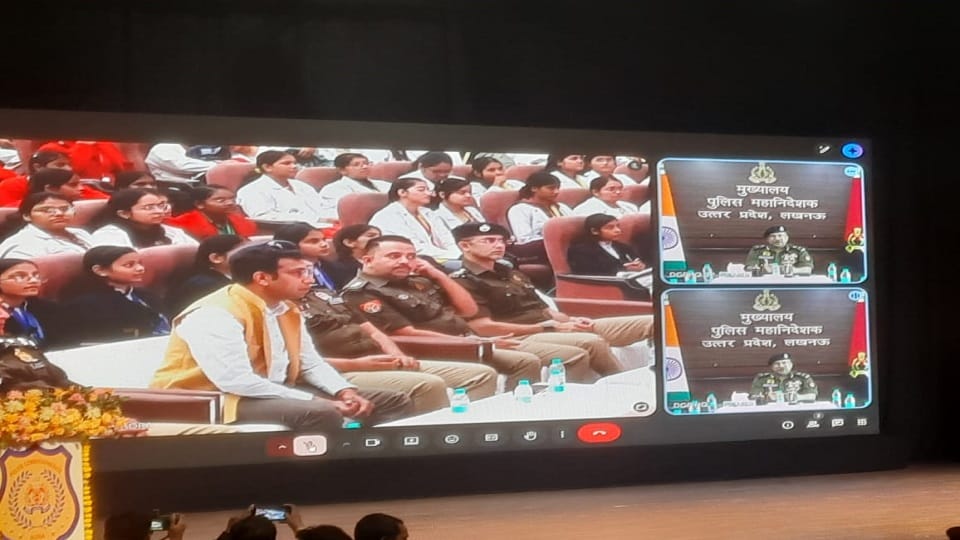 Mobile Addiction Turns Deadly: DGP Warns How Cyber Crooks Exploit Your Screen Time