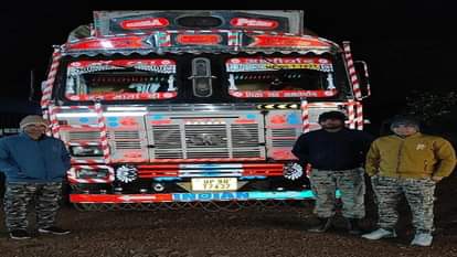 Major action by the administration before paddy procurement 212 quintals of paddy seized from a truck in Kabir