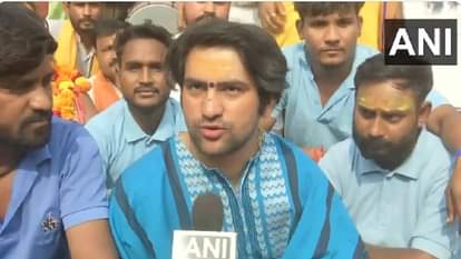 Bageshwar Dham Sarkar Acharya Dhirendra Krishna Shastri continues his Sanatan Hindu Ekta Padayatra