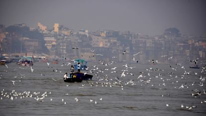 Varanasi Weather: वाराणसी में हवा बंद होने से प्रदूषण बरकरार, 11 दिन से यलो जोन में काशी