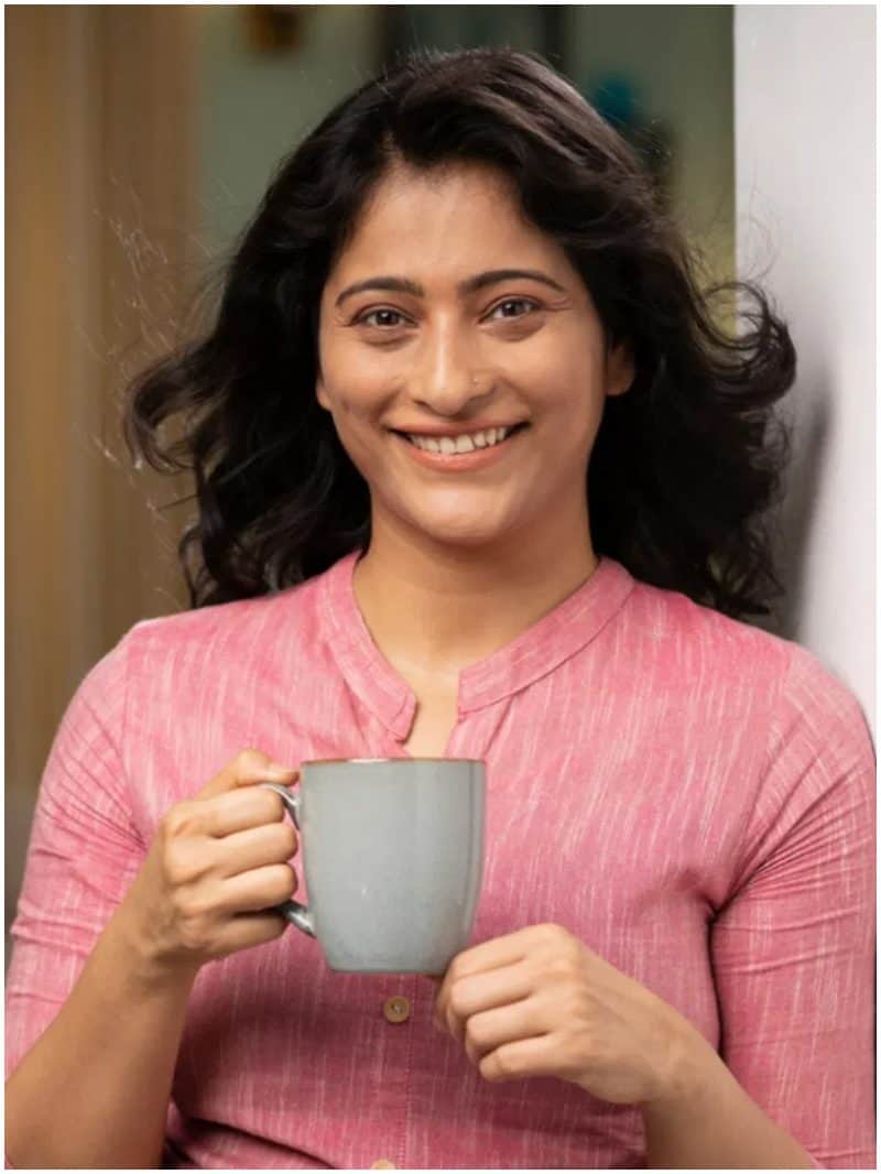 सुबह सुबह क्या पीएं