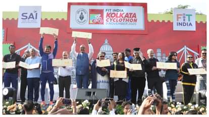 More than 4000 participants took part in Fit India Kolkata Cyclothon leander paes Usha Uthup as chief guests