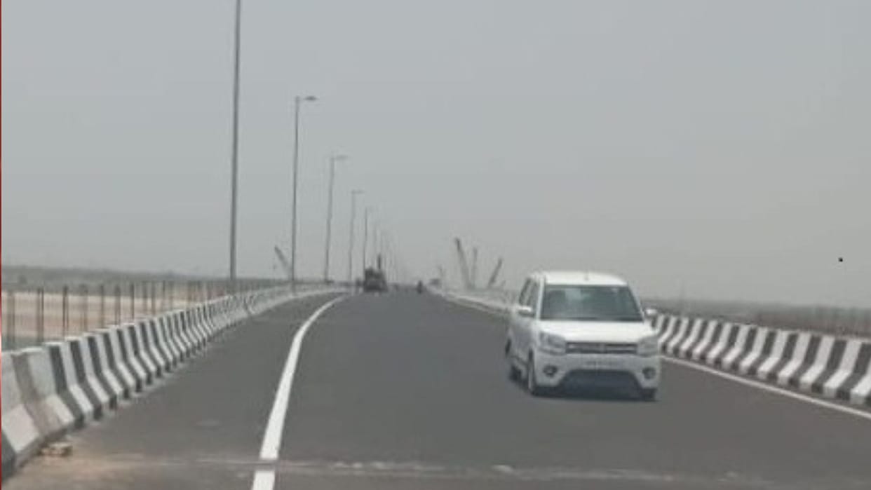 Ganga bridge Construction work completed Ring Road vehicular traffic begins in chandauli