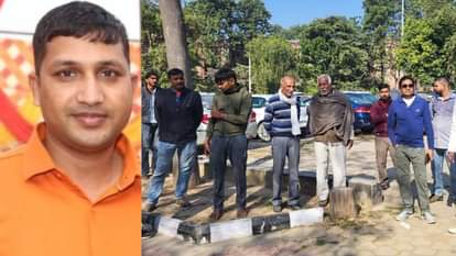 Drunken boys fight over DJ music at wedding killed policeman who tries to stop them in mulana