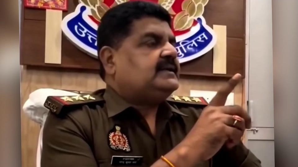 Saharanpur: 'Not only Muslims, there are terrorists in Hindu religion also', Deoband Inspector Line present