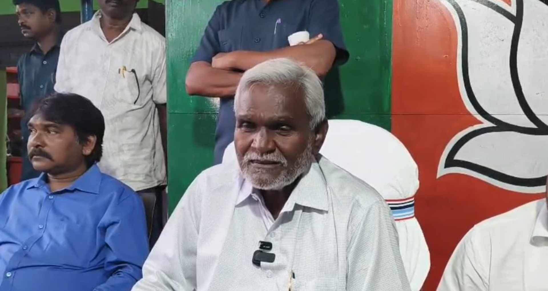 झारखंड के पूर्व मुख्यमंत्री चंपई सोरेन