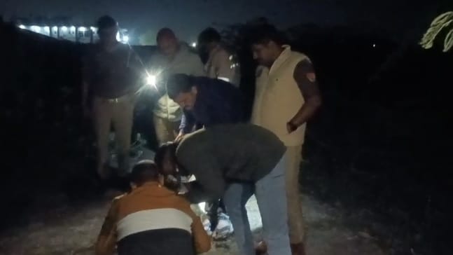 Hamirpur 100% burnt woman was found in a plot of land Hearing her screams hospital worker informed the police