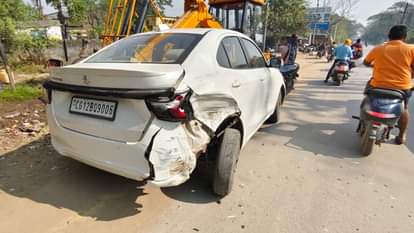 Doctor s car hits Swift then electric auto