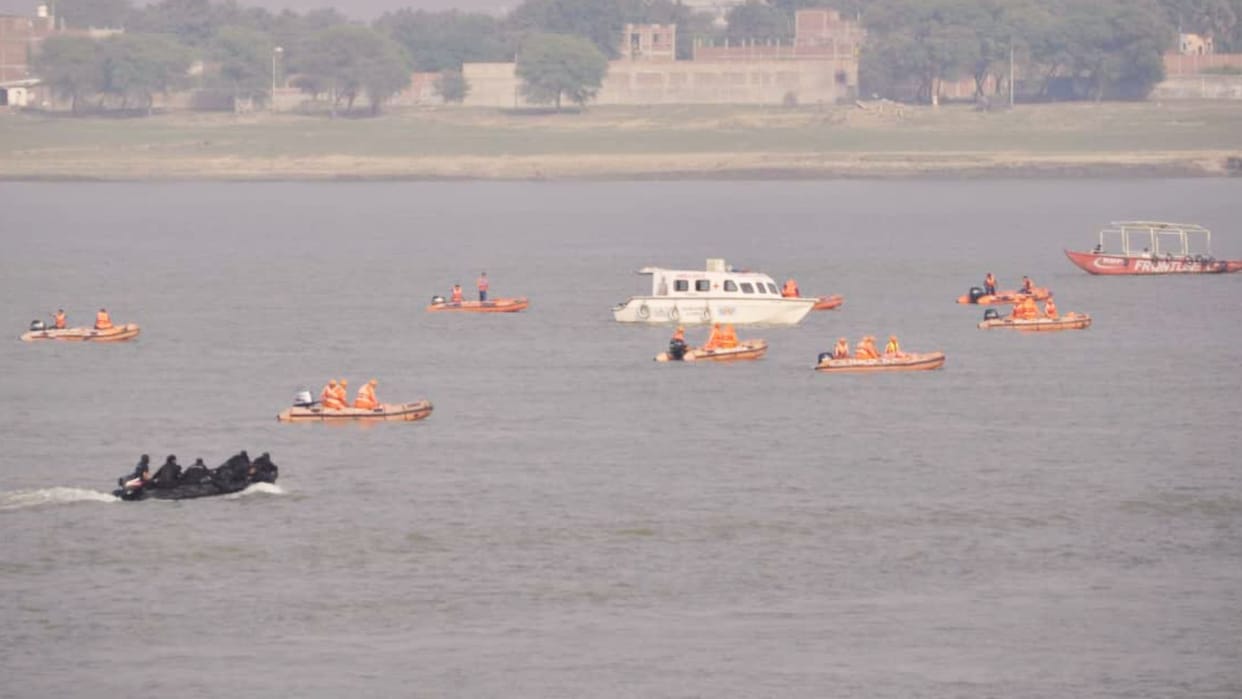 Delhi Blast Alert Terrorist attack in Varanasi NSG and police conducted rehearsal standard security measures