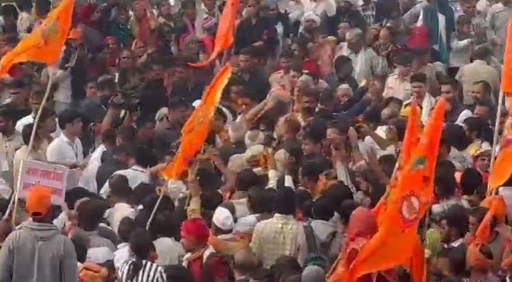 Fake Policeman Caught with Fake ID During Sanatan Padyatra in Mathura Amid Security Alert