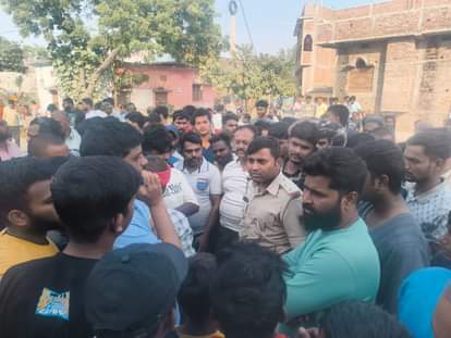 Bihar News One Old Man Ded Road Accident In Chapra Villagers Block Highway