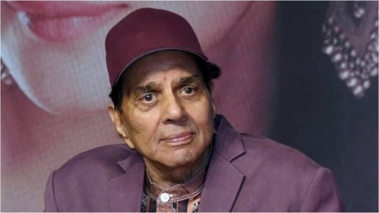 Hospital staff of Breach Candy Hospital Arrested For Secretly Filming Dharmendra And Deol Family Inside ICU