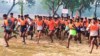 National record for 1500m race is 3.35 minutes Agniveer candidate completed 1600m in 4.44 minutes