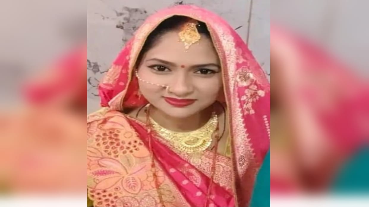 On the fifth day after her husband's suicide, the wife also committed suicide by hanging herself, causing chao