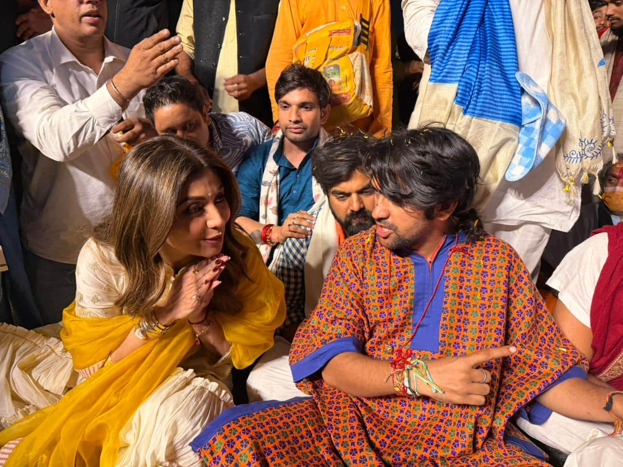Rajpal Yadav and Shilpa Shetty participated in Sanatan Yatra of Baba Bageshwar