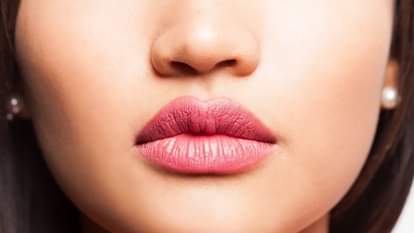 Kanpur Lip prints reveal the difference between men and women they remain same from mothers womb to old age