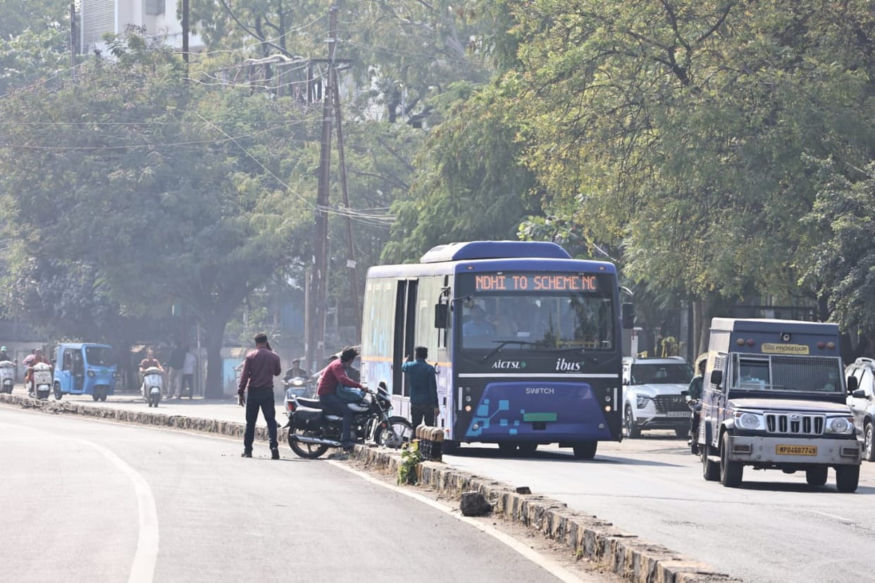 Indore: BRTS lanes closed in Indore, buses now plying in mixed traffic lanes.