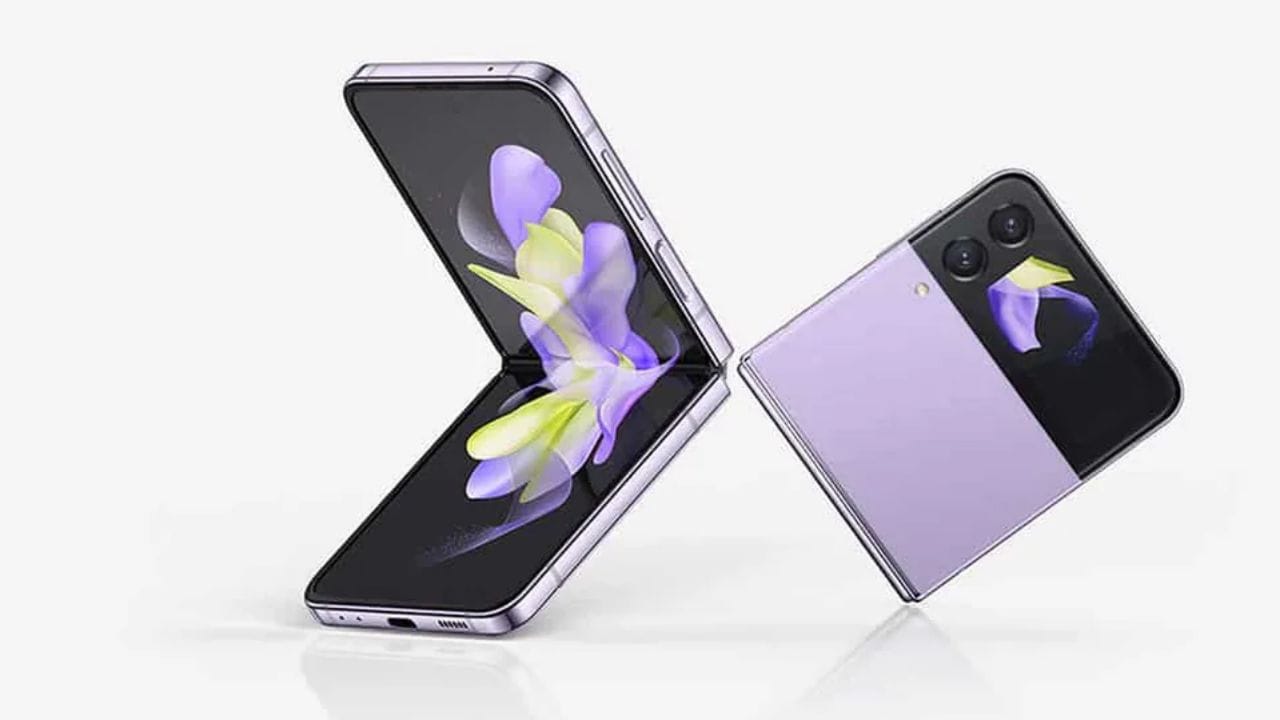 big screen foldable phones 65 percent market share 2026 tech news hindi