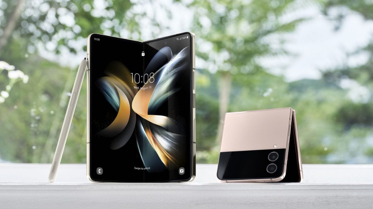 why foldable smartphones are expensive reasons