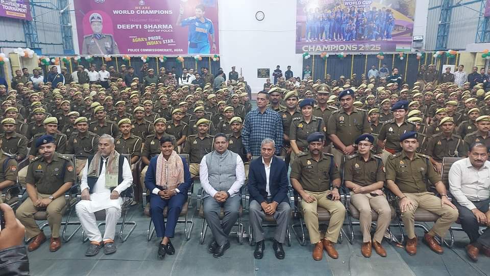 DSP Deepti Sharma Receives Grand Red Carpet Welcome in Agra Police Lines