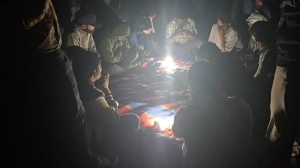 3.33 लाख रुपये नकद जब्त