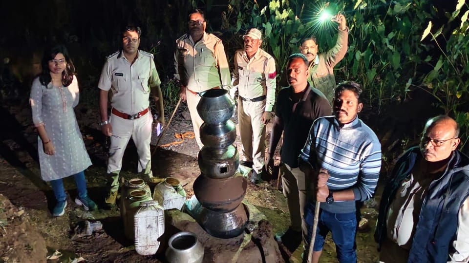 Excise department takes swift action, seizes 300 kg of mahua lahan within two days