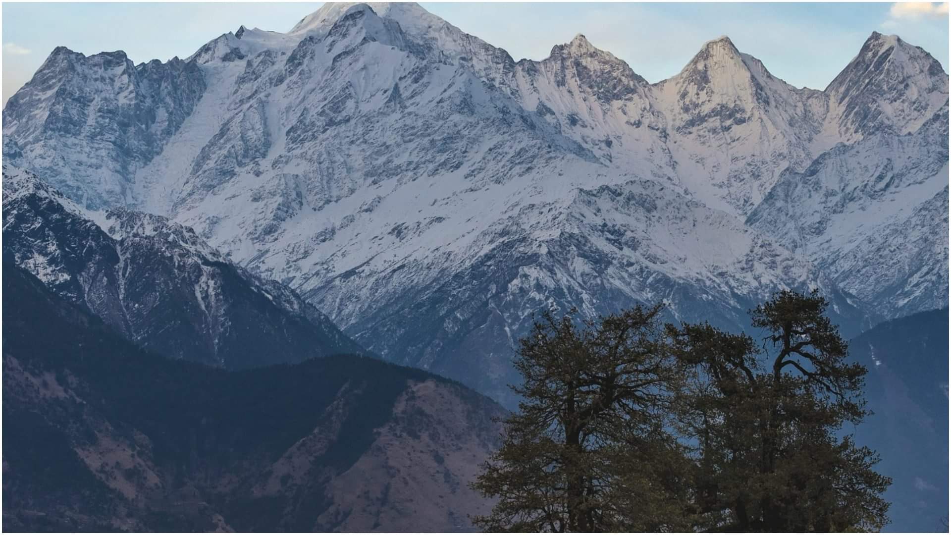 Delhi Pollution 2025: Clean Air Hill Stations In Uttarakhand AQI Under 100 Trip Plan