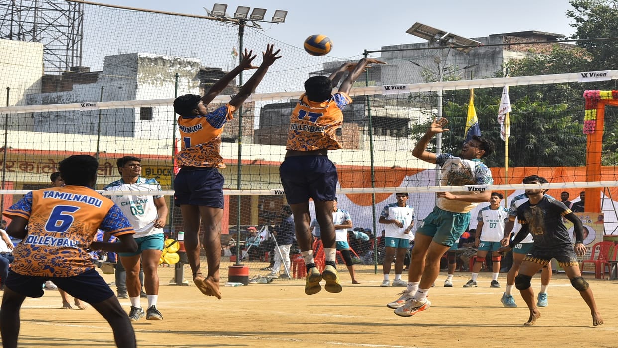 National Volleyball Championship UP team defeated Gujarat to enter the semi-finals in Bareilly