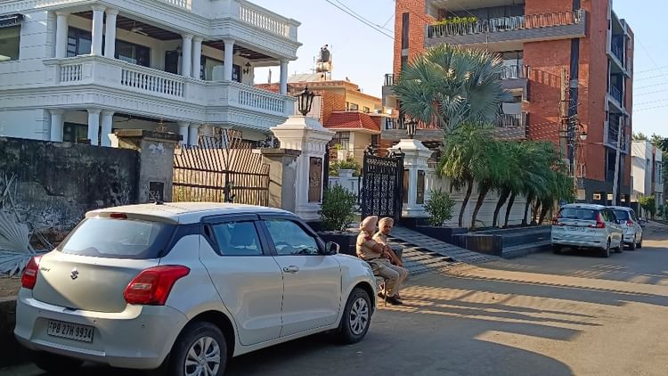 Panchkula:पंजाब के पूर्व डीजीपी मुस्तफा के घर पहुंची सीबीआई की टीम, अकील के कमरे की फिर तलाशी – Cbi Team Reaches Former Punjab Dgp Mustafa House Panchkula Searches Aqeel Room