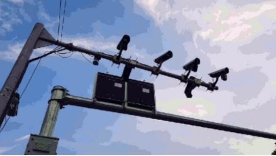 Smart City Cameras Crack Down: 4,945 Traffic Challans Issued in a Single Day in Agra