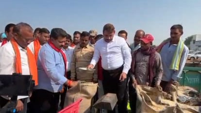 Paddy procurement begins in Chhattisgarh MP in Balod and minister in Mahasamund perform Shri Ganesh Puja