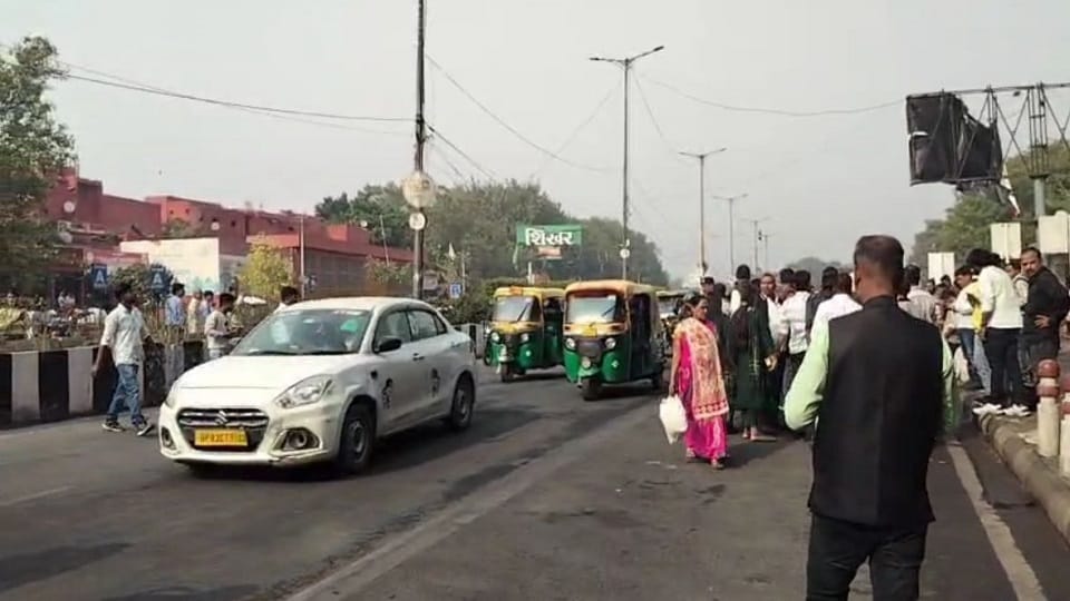 The road closed after the Red Fort blast has reopened and vehicular movement has resumed.