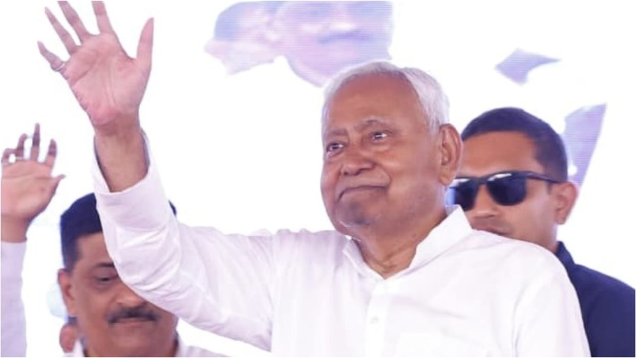 Bihar CM Oath : Nitish Kumar will resign Cabinet Meeting process forming new government starts Bihar election