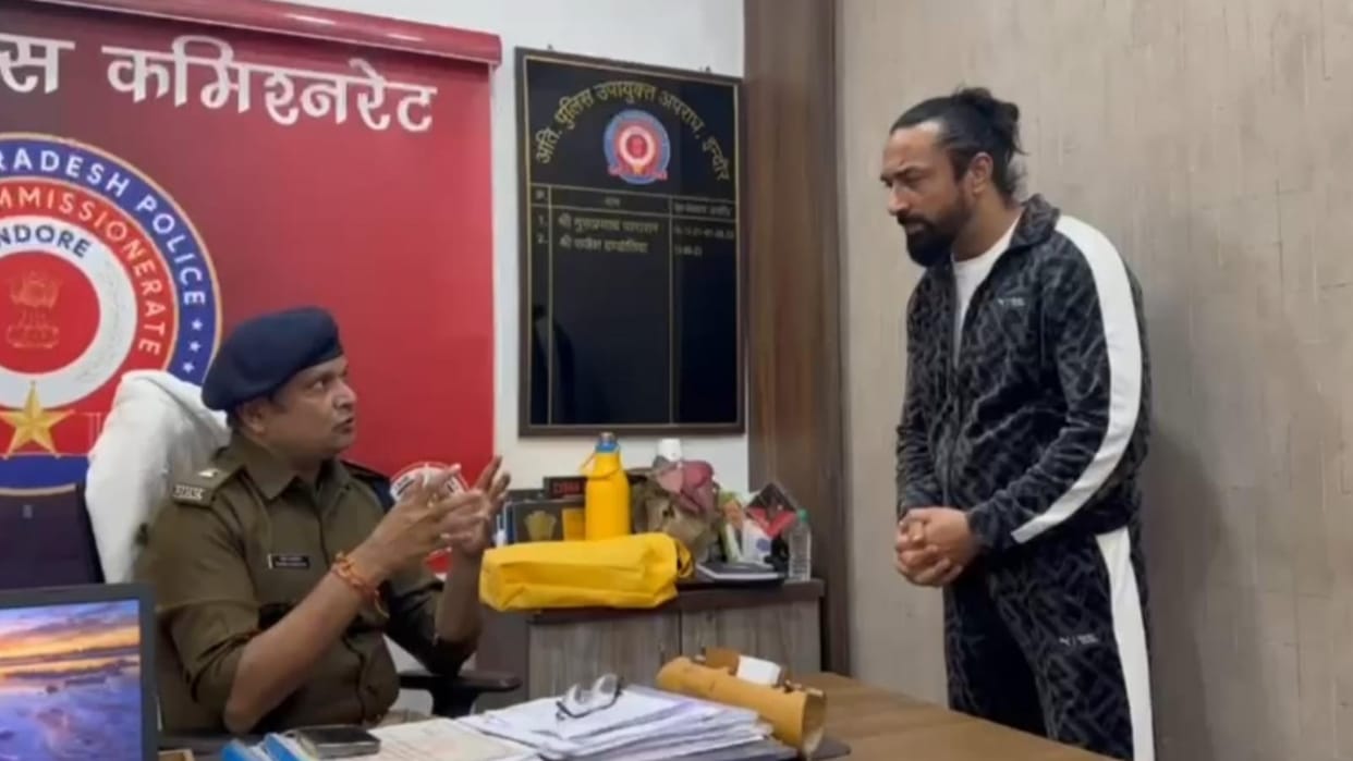 indore news Actor Ajaz Khan appears before Crime Branch in Salman Lala case