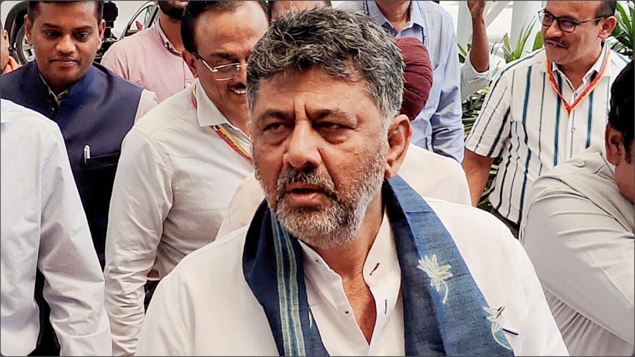 Karnataka Dy CM DK Shivakumar on leadership change and Cabinet reshuffle; Congress offices, G. Parameshwara