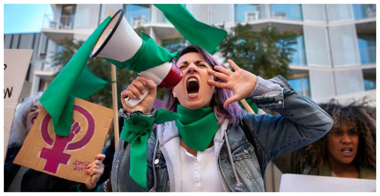 mexico gen z protest gain momentum Thousands gathers in Mexico City against crime corruption violent