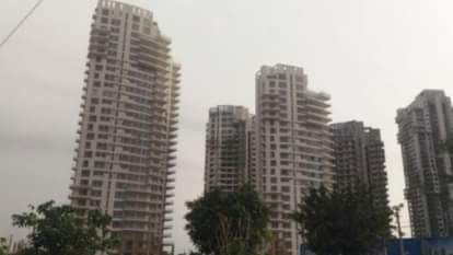 Child dies after falling from 22nd floor in Gurugram